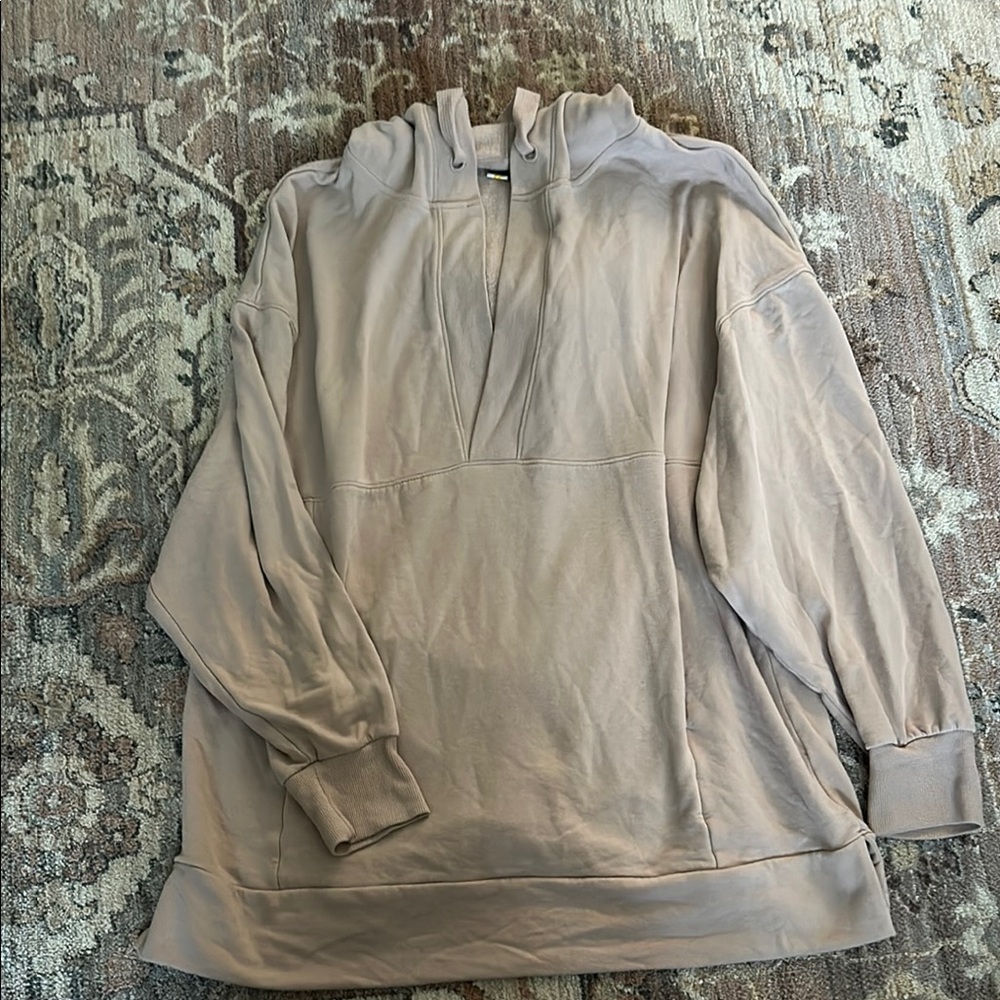 Women’s Beige live in French Terry